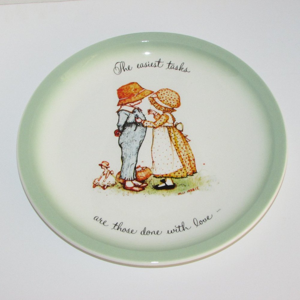 Holly Hobbie 1972 Vintage Collector Plate 10 1/4" Great Gift The Easiest Tasks